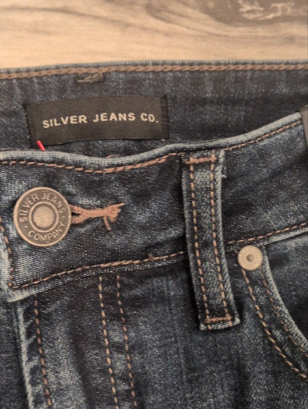 Silver Jeans Women's Avery Curvy High Rise Wide Leg Jeans 33x30 Comfy NWT - Picture 2 of 12